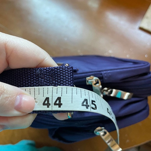 Expandable Bag Purple Ricardo Shoulder Bag Waist Pack Duffel Adjustable Strap - Picture 8 of 10